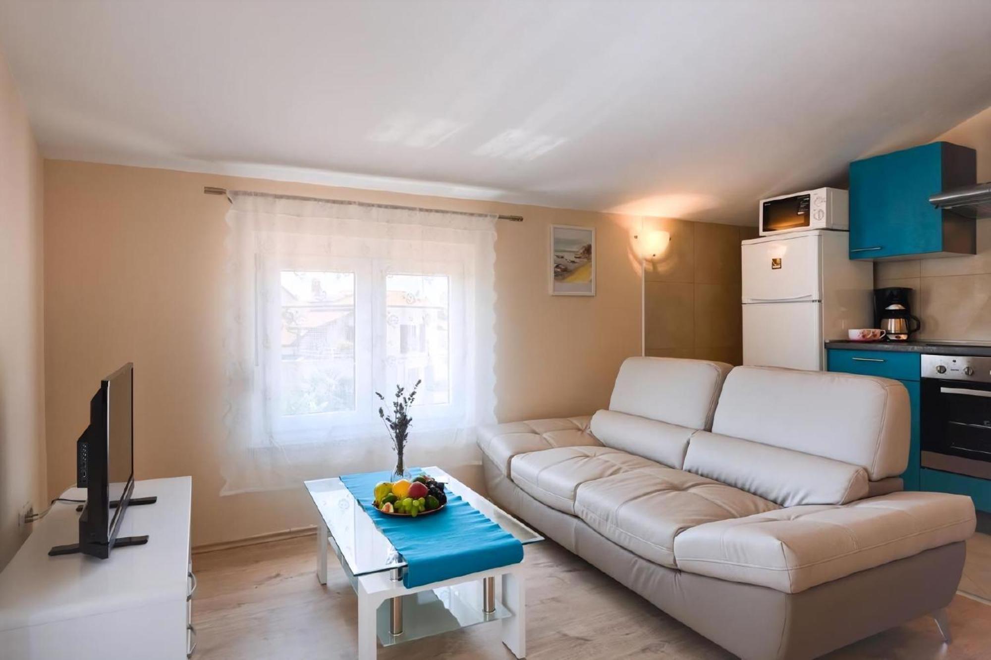 Paradiso 3 Fuer 2 Personen Mit Pool Porec